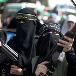 Donne armate dello Stato Islamico