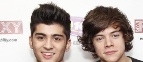 Os dois são grandes amigos. Os dois são grandes amigos.