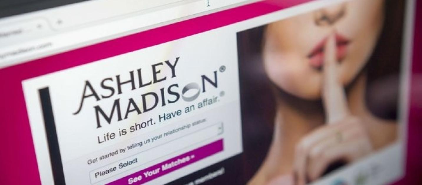 publicite site de rencontres Hey les étudiant(e)s romantique, passion, et pas de prêt étudiant sortez avec un sugar daddy ou une sugar mama” depuis lundi, une voiture. publicite site de rencontres Hey les étudiant(e)s romantique, passion, et pas de prêt étudiant sortez avec un sugar daddy ou une sugar mama” depuis lundi, une voiture.