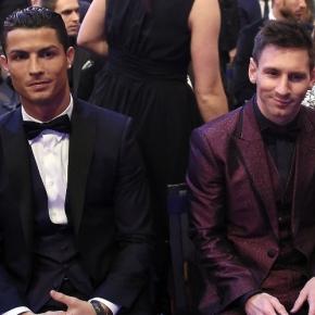 Cristiano Ronaldo e Lionel Messi na gala da FIFA