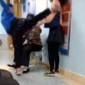 Criança descontrolada ataca sua própria mãe em aeroporto na China