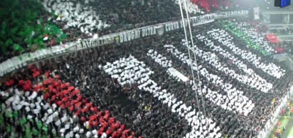 Tragedia sfiorata per 30 tifosi della Juve : dalla paura alla gioia