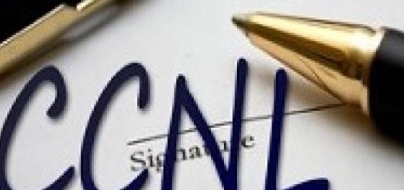 Contratti statali 2017 - scuola : ultime novità sugli aumenti stipendi dei docenti