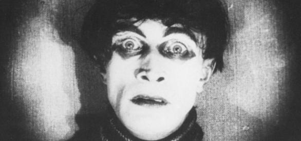 From Caligari to Hitler - Hamburg Review - hamburg-review.de