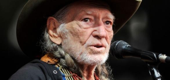 Willie Nelson still has a story to continue in song, and no plans to leave the stage. ... - mysanantonio.com
